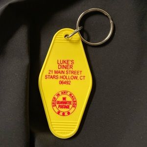 NEW~Luke’s Diner Vintage Style Yellow Motel Key Fob